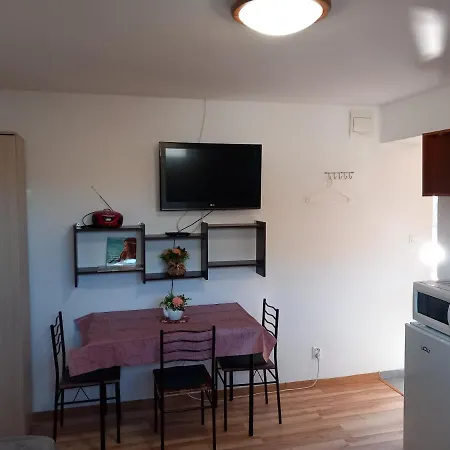 Apartment Lotus -obnovena Velky Meder