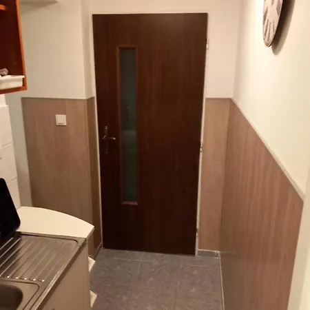 Lotus -obnovena Apartment